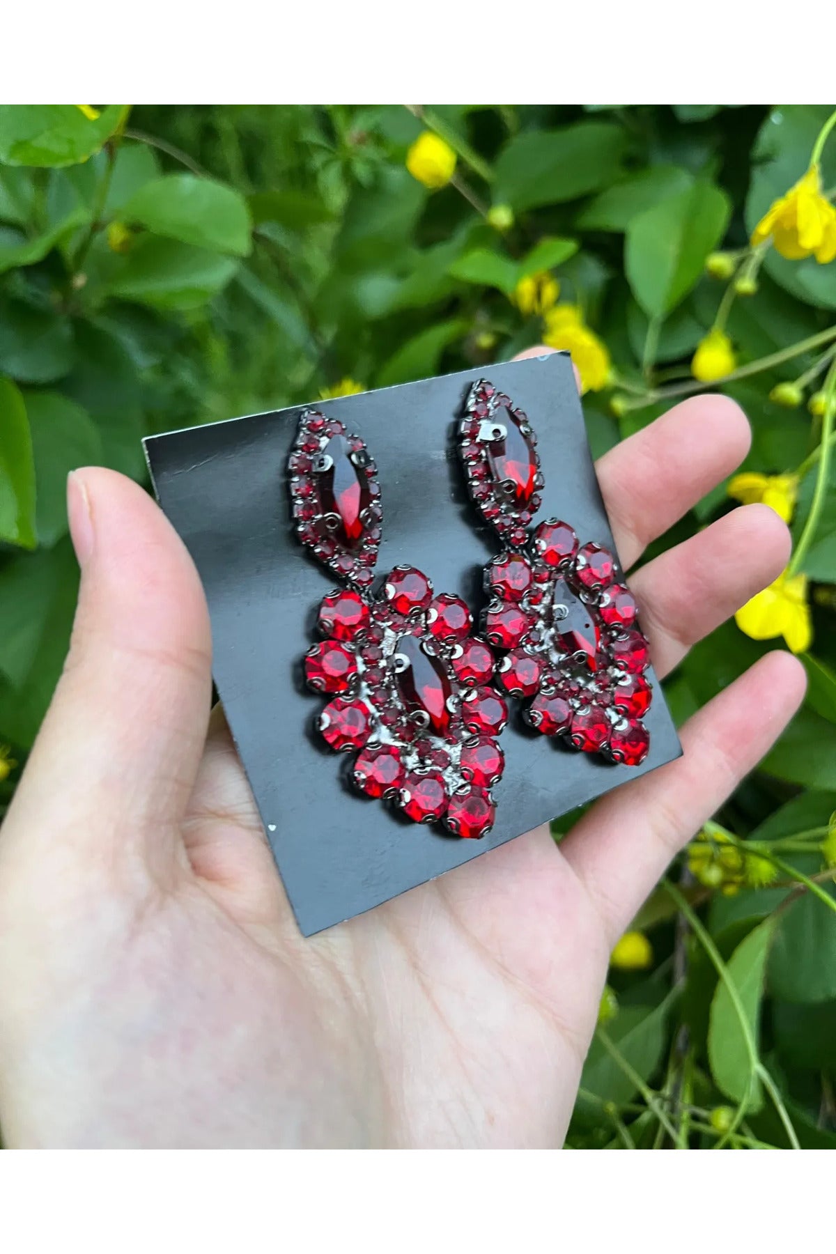 bordo kristal taşlı gelin küpesi