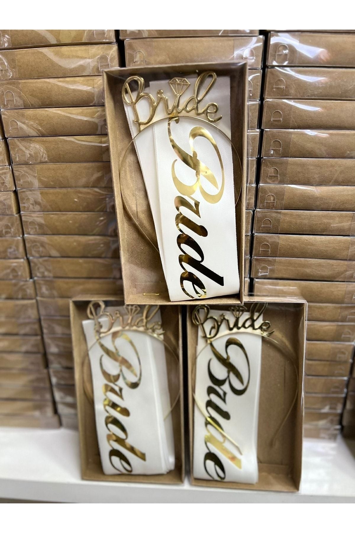 Bride Taç Ve Kuşak Seti Bride To Be Beyaz Üzeri Gold Kuşak ve Taç
